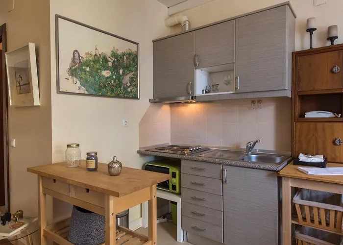 106 A - Martim Moniz Central Apartment